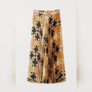 RICHARD ALLEN x H&M Satin Pleated Skirt